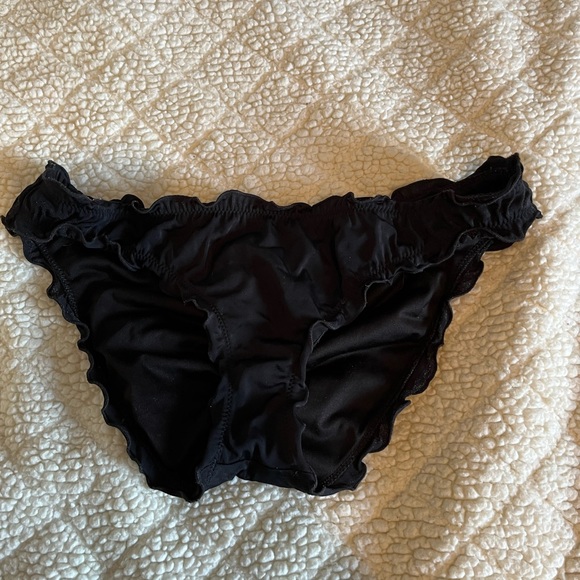 Victoria secret size medium black bathing suit bottoms - Picture 2 of 3